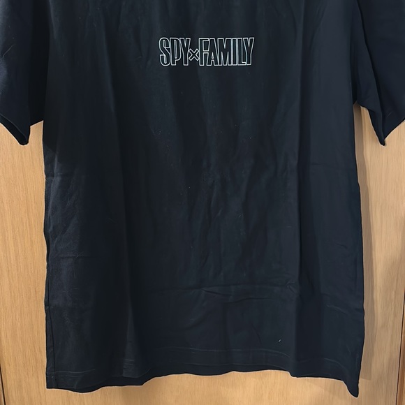 Uniqlo Spy x Family Short Sleeve Tee T-Shirt Black White Size Small - Picture 7 of 11
